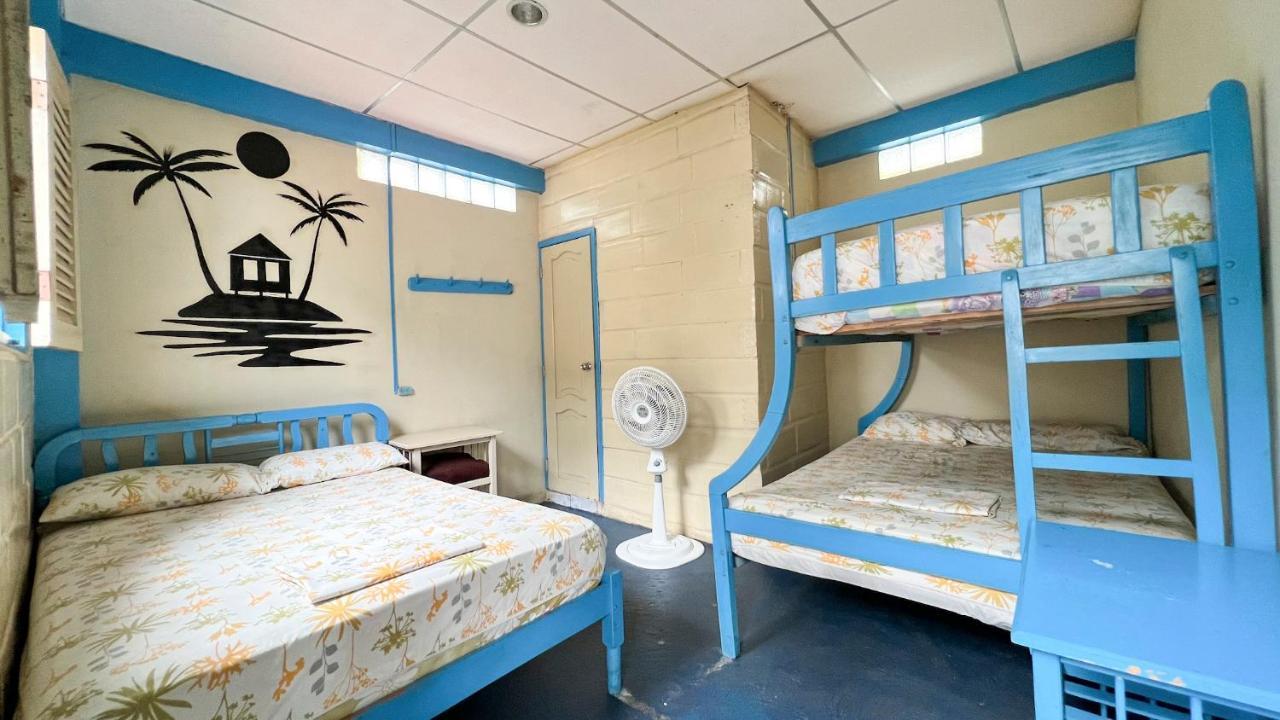 Arrecife Montanita Hostal Luaran gambar